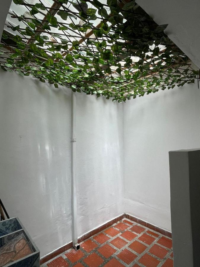 Aparta Casa La Eterna Primavera Medellín Buitenkant foto